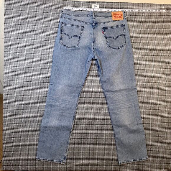 Levi's 514 Men's Jeans Light Wash Denim Straight Fit Size 36x34 - Picture 1 of 9